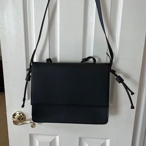 Von Holzhausen The Handheld